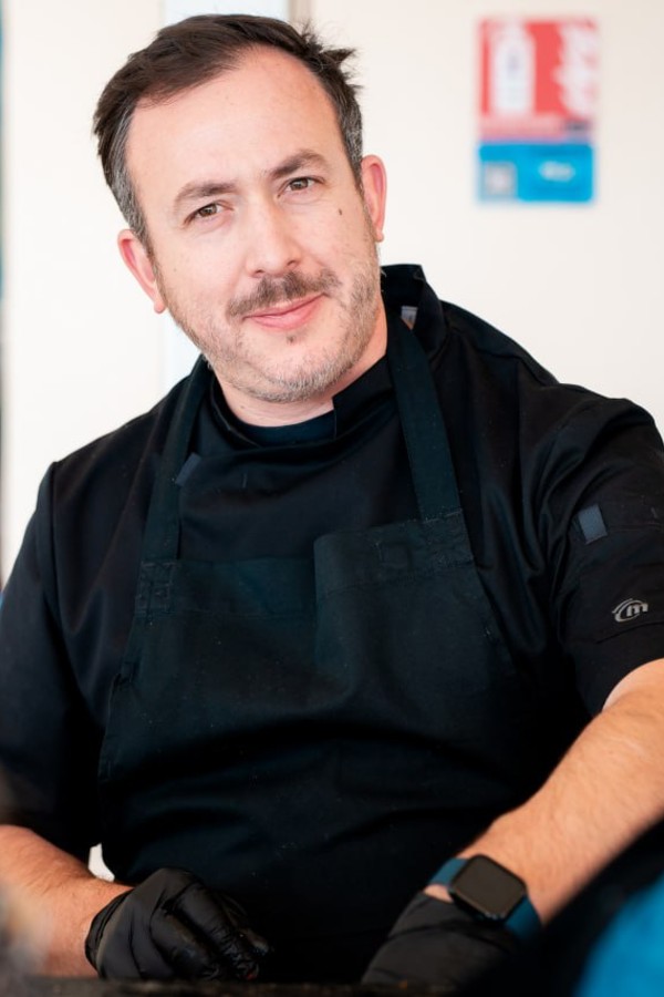 Portrait de Raphael, equipe Traiteur Grand